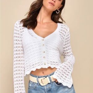 Lulu's White Bell Sleeve Cropped Blouse